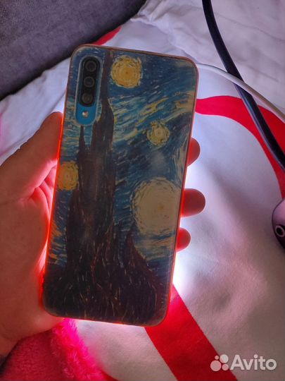 Samsung Galaxy A50, 6/64 ГБ