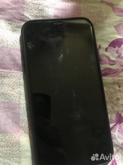 Телефон iPhone xr