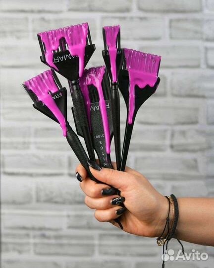 Парикмахер (Колорист) Ассистент Топ Мастера