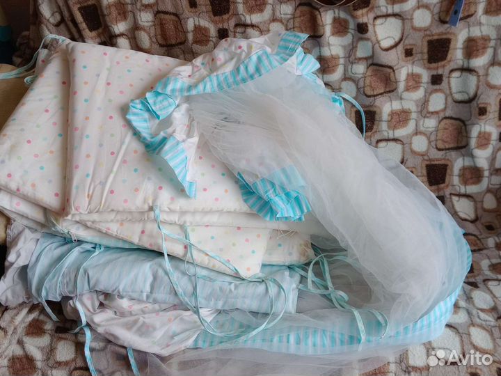 Балдахин, бортики в кроватку, постельное белье