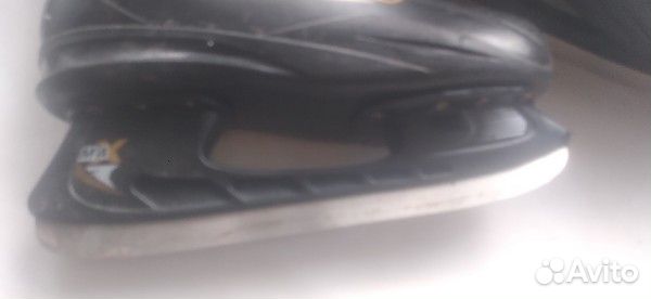 Коньки хоккейные