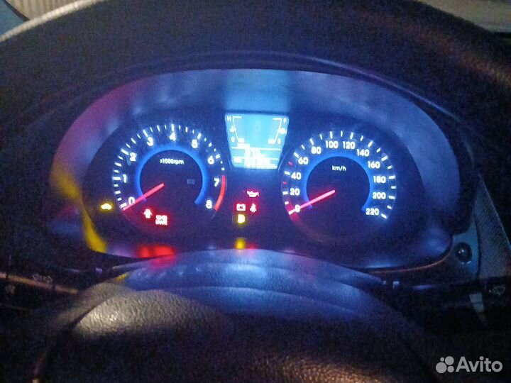 Hyundai Solaris 1.4 МТ, 2013, 515 000 км