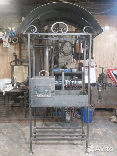 Мангал с печью под казан и крышей