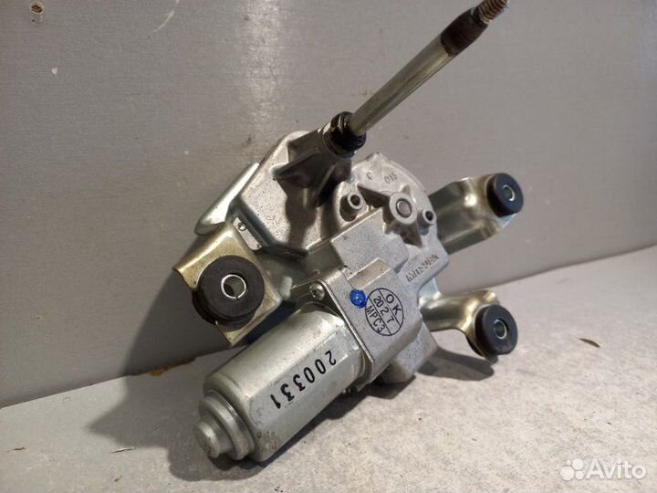 Мотор дворников задний Mitsubishi Pajero Sport 3