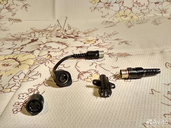 Адаптеры ''Джек 6,3 мм на сг5'' и разные другие