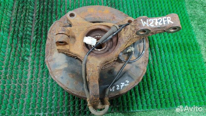 Кулак передний правый Suzuki Swift 2008