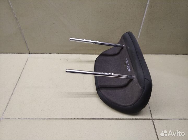 Подголовник RIO 2005-2011