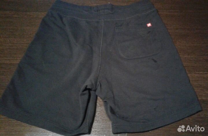 Спортивные шорты New Balance