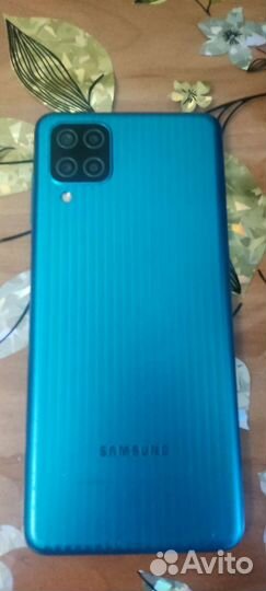 Телефон samsung M12
