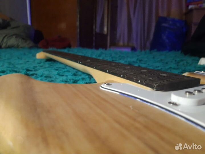 Электро гитара