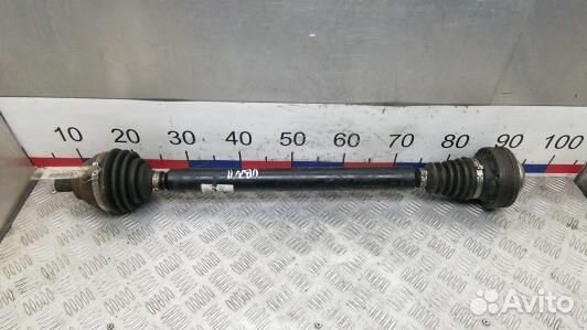 Привод передний правый skoda superb 2 (UBN11N101)