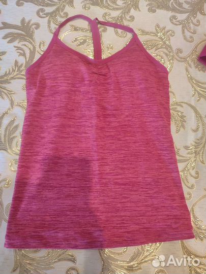 Спортивная одежда Nike, Reebok, demix