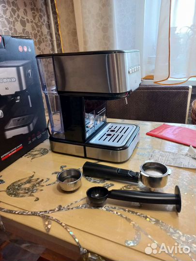 Кофеварка новая