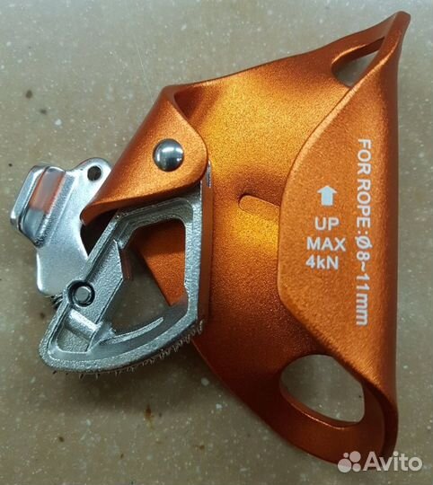 Грудной зажим кроль Венто оранжевый новый