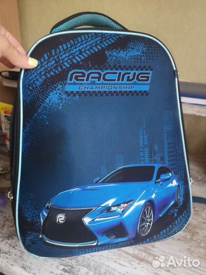 Рюкзак школьный