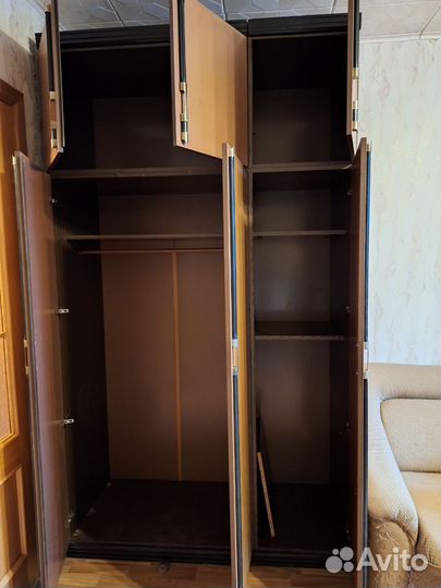 Шкаф 3 х створчатый