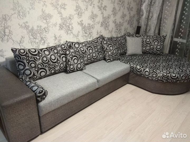 Перетяжка и замена обивки кухонных уголков