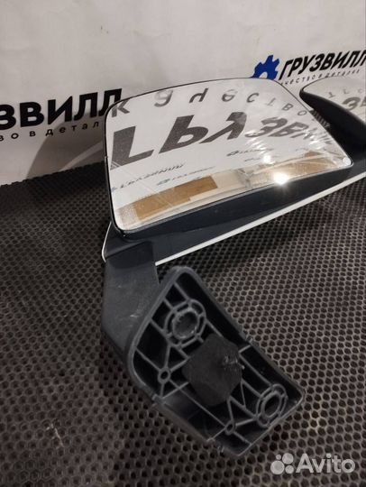 Зеркало наружное правое Volvo FH5 84468503