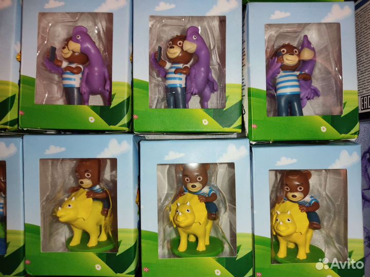 Фигурки Барни