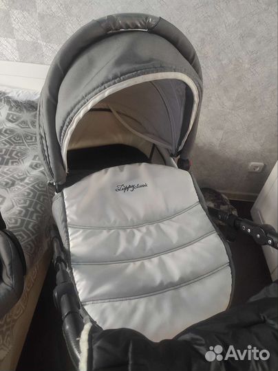 Детская коляска 3 в 1