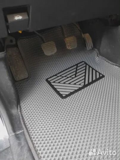 Эва / Ева / Eva коврик в авто + подпятник