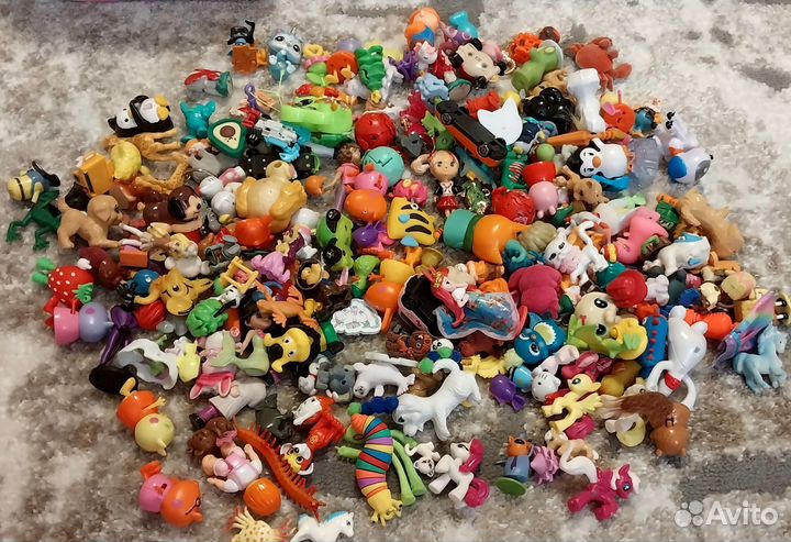 Игрушки из киндера