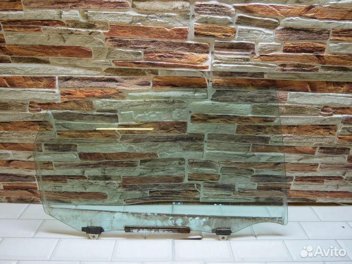 Стекло заднее правое Nissan Teana L33 Л33