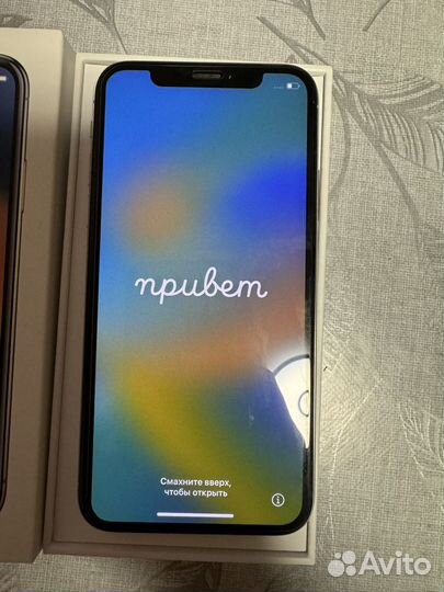 iPhone X, 64 ГБ