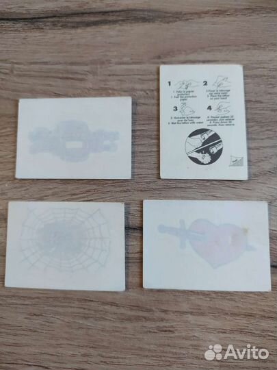 Наклейки, сводилки, карточки из 1990-х и 2000-х