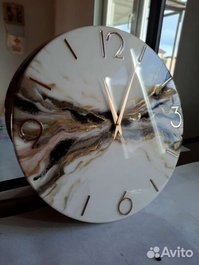 Интерьерные картины, часы настенные из смолы