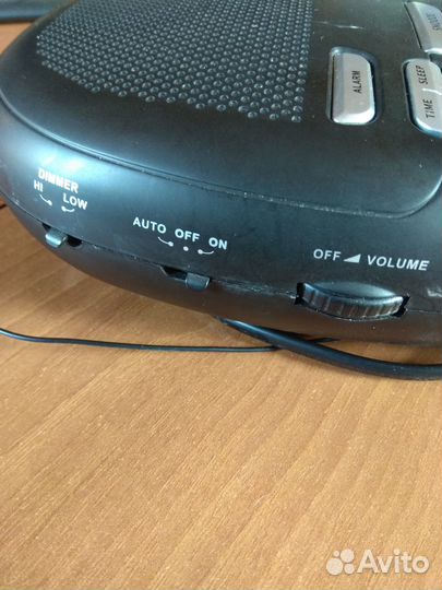 Радиочасы supra