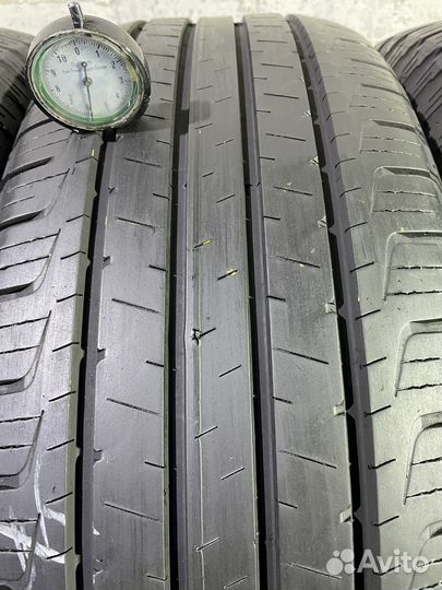 Goodyear EfficientGrip SUV 4x4 255/65 R17