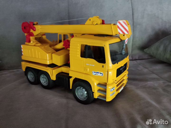 Теле-кран MAN Bruder