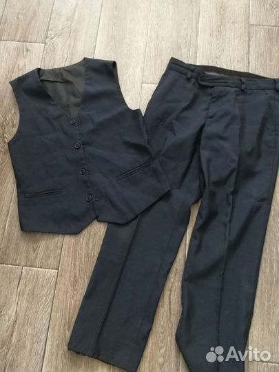 Школьный костюм