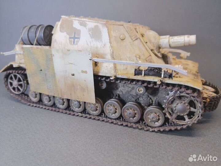 Модель танка Sturmpanzer IV 