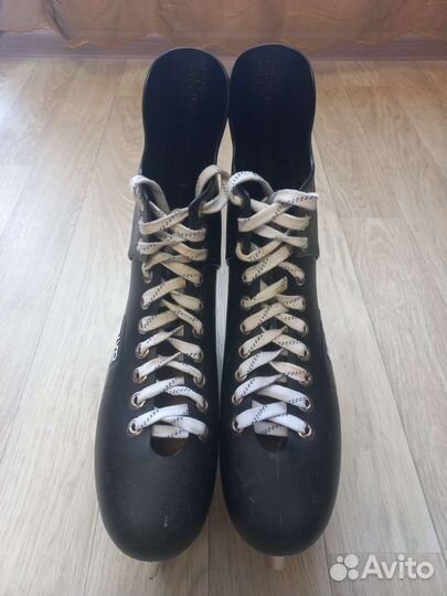 Коньки хоккейные 43 размер
