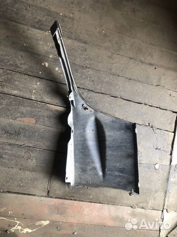 Клык на передний бампер subaru impreza wrx sti