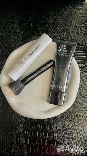 Кисти mac оригинал для тонального крема