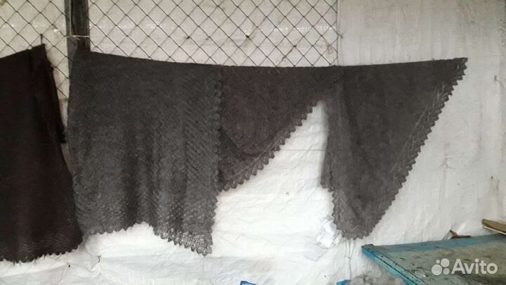 Пуховые шали, косынки, паутинки, платки