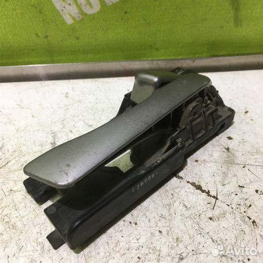 Ручка двери задней внутренняя левая Хендай Соляр