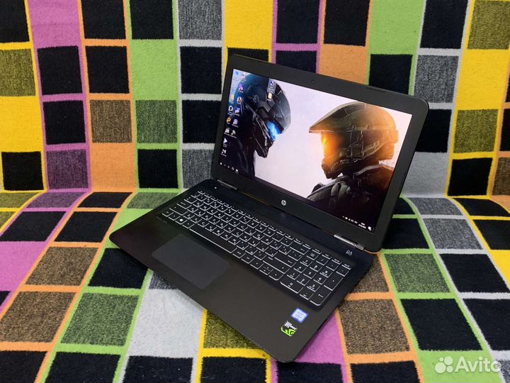 Клёвый игровой ноутбук HP 15-bc304ur*