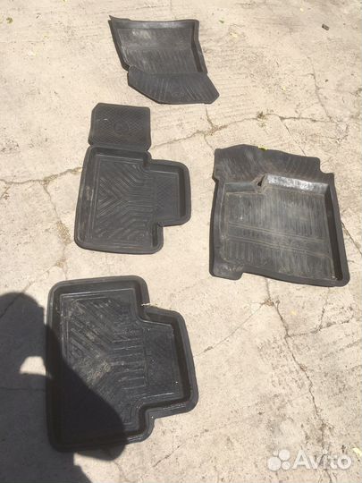 Коврики на priora