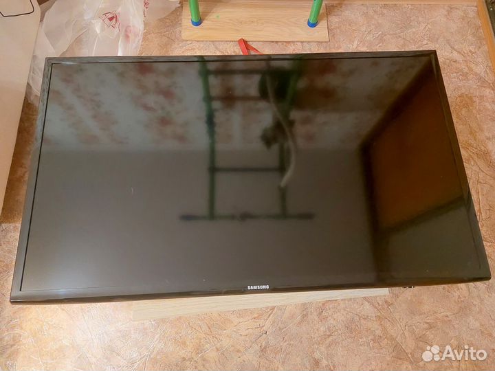 Телевизор smart tv samsung