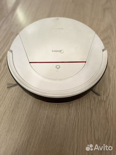 Робот пылесос Midea vcr03