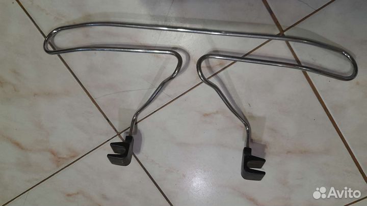 Вешалка автомобильная