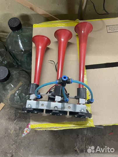 Громкий звуковой сигнал