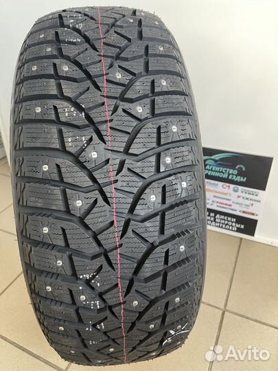 Bridgestone Blizzak Spike-02 SUV 205/70 R15 96T