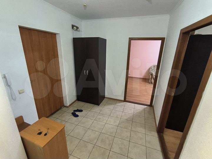 2-к. квартира, 60 м², 5/10 эт.