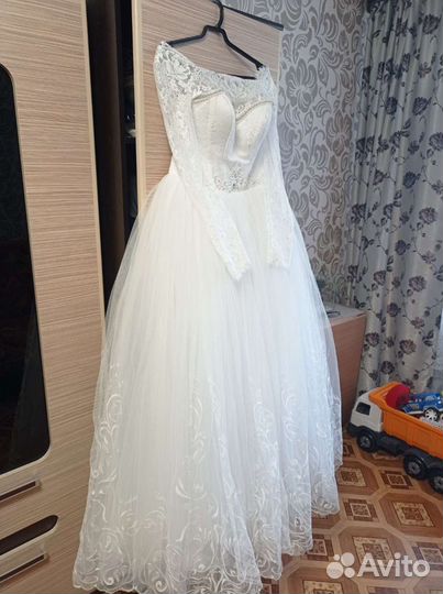 Свадебное платье пышное