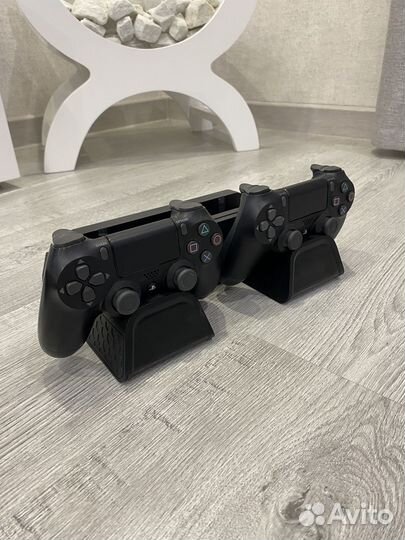 Зарядная станция и подставка для Sony PS 4